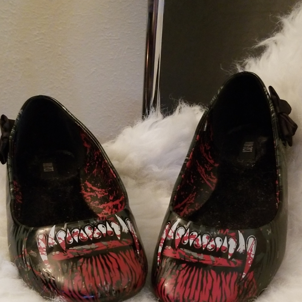 Iron Fist Werewolf flats